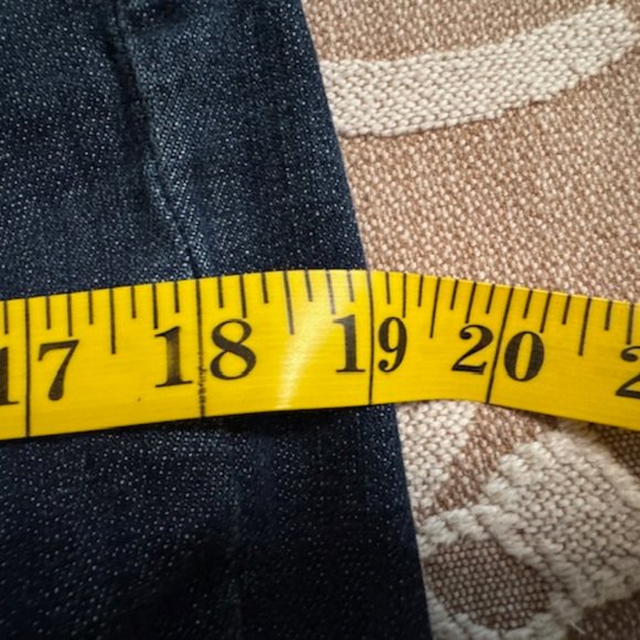 LEE JEANS SLENDER SECRET BOOT CUT 8 SHORT - Picture 12 of 14